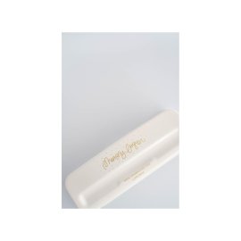 Lora Bailora 6-hole punch