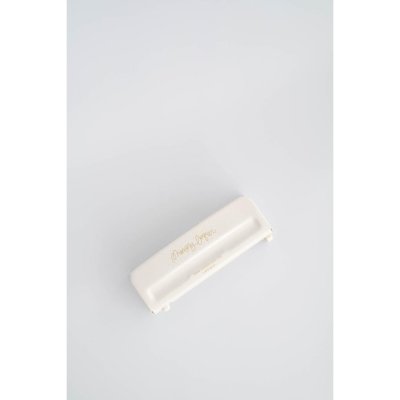 Lora Bailora 6-hole punch