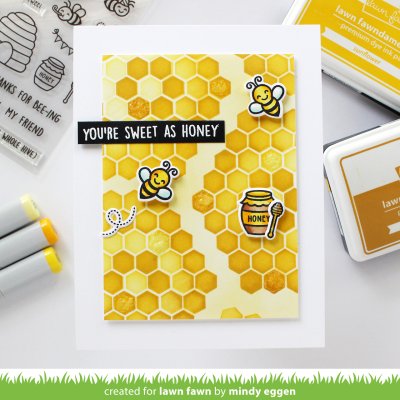 Lawn Fawn Stencil - Honeycomb 